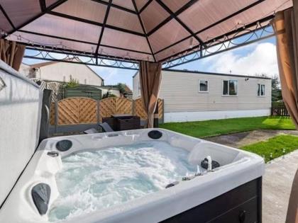 הוילה Hot Tub. Countryside. Coast. 5* Patrington Haven Leisure Park, East Yorkshire מראה חיצוני תמונה