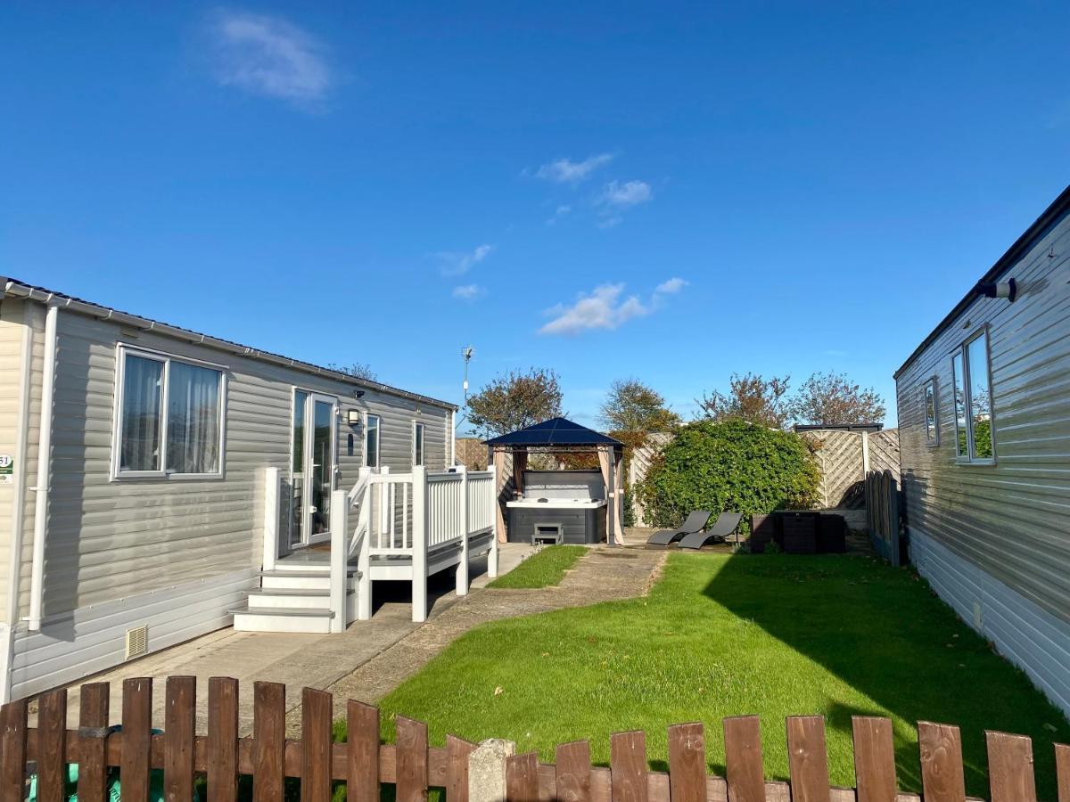 הוילה Hot Tub. Countryside. Coast. 5* Patrington Haven Leisure Park, East Yorkshire מראה חיצוני תמונה